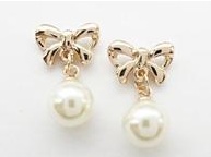 Solpresa Lovely Rose Gold Plated Ribbon Pearl Earrings